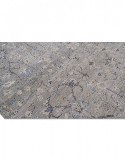 Distressed Tabriz